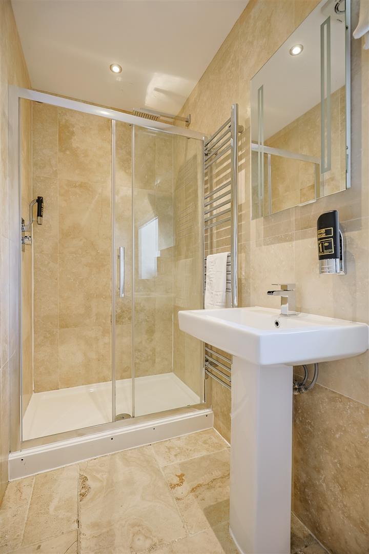 Mulberry House, Oldwalls, Llanrhidian, Swansea, SA3 1HB